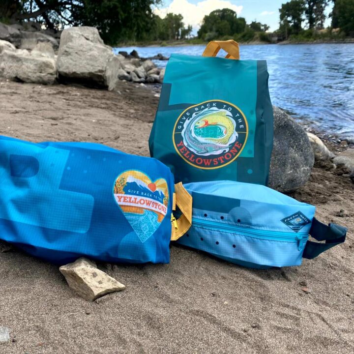 Give Back to the Yellowstone Gusseted Pouches - Green (Set of 3)